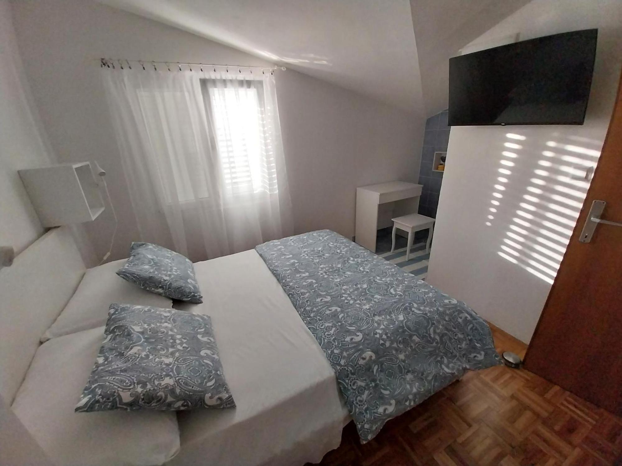 Apartments Jolic Vodice Exteriör bild